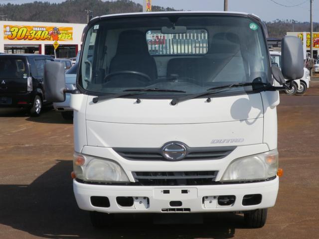 2011 Hino Dutro – thumbnail 2