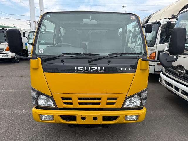 2005 Isuzu Elf – thumbnail 3