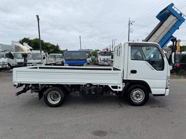 2007 Isuzu Elf – thumbnail 3