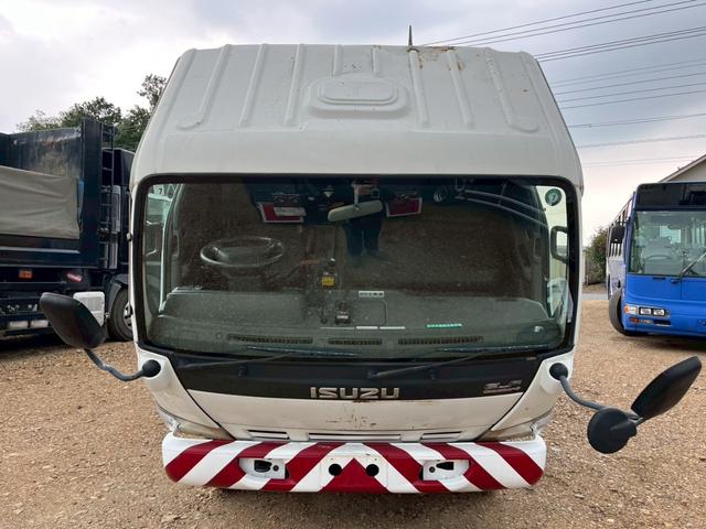 2005 Isuzu Elf – thumbnail 3