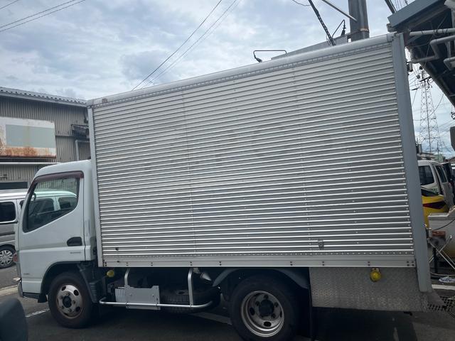2011 Mitsubishi Fuso Canter – thumbnail 4