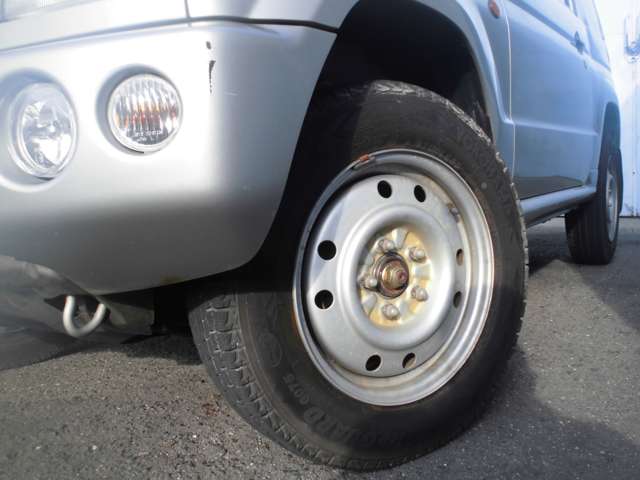 2001 Mitsubishi Pajero Mini – thumbnail 4