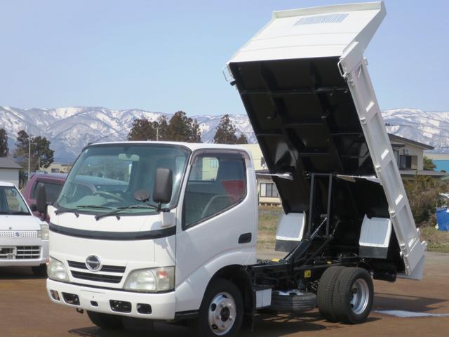 2009 Hino Dutro