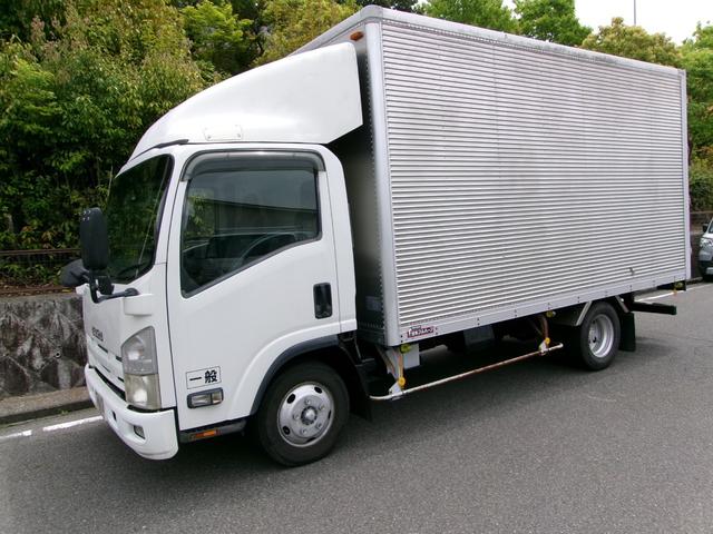 2009 Isuzu Elf