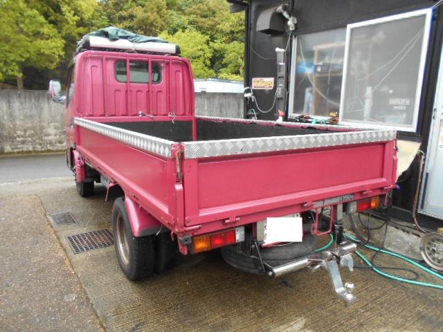 2004 Mitsubishi Fuso Canter – thumbnail 3