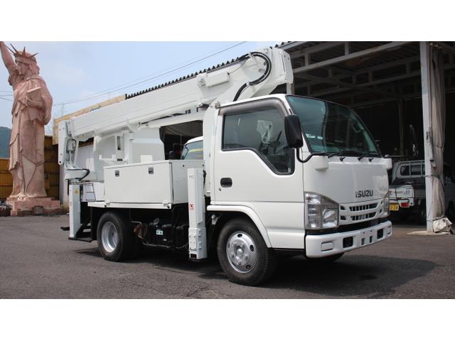 2008 Isuzu Elf – thumbnail 2