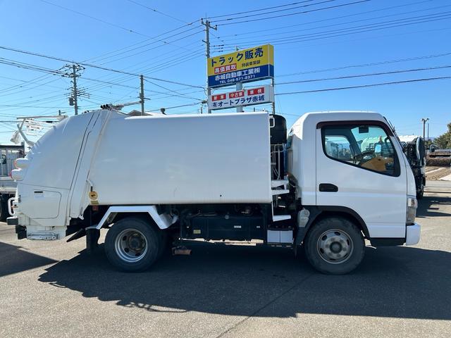 2011 Mitsubishi Fuso Canter – thumbnail 4