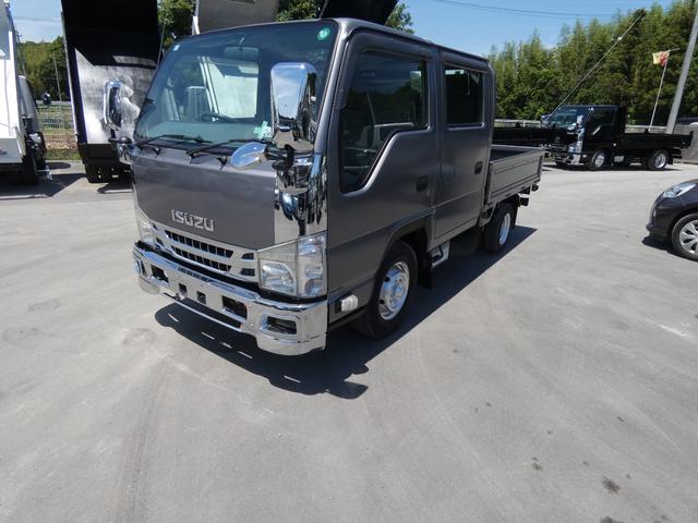 2010 Isuzu Elf – thumbnail 3