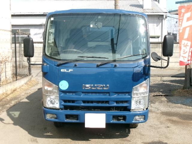 2009 Isuzu Elf – thumbnail 2
