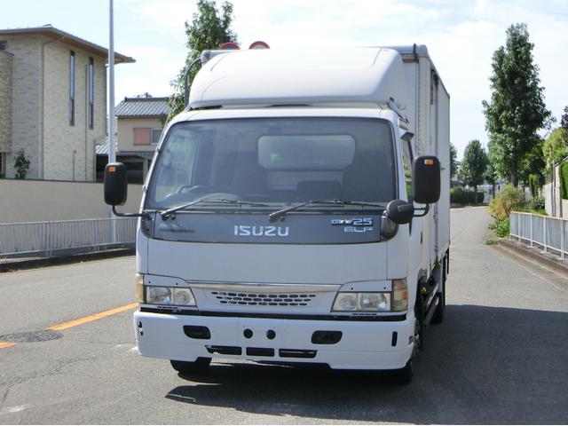 2004 Isuzu Elf