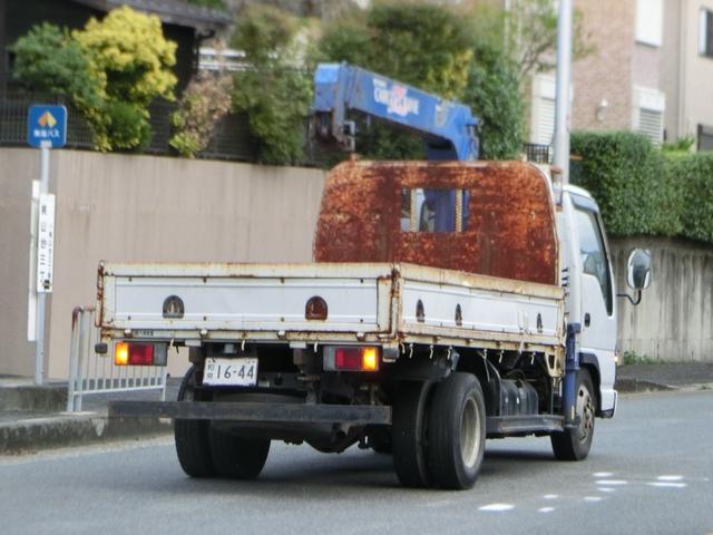 2005 Isuzu Elf – thumbnail 3