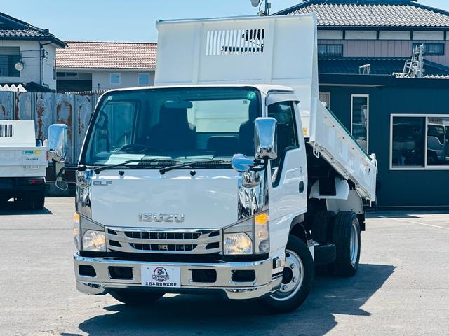 2011 Isuzu Elf