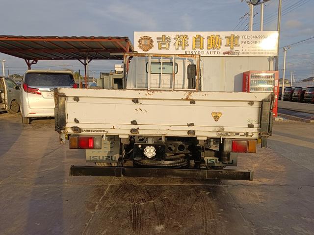 2006 Isuzu Elf – thumbnail 3