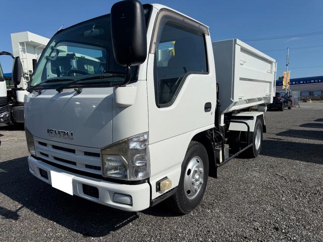 2011 Isuzu Elf