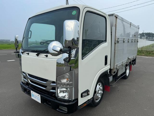 2011 Isuzu Elf