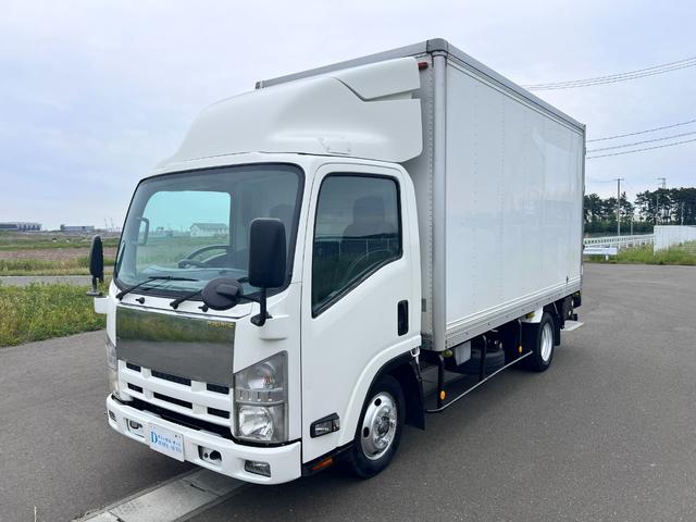2010 Isuzu Elf