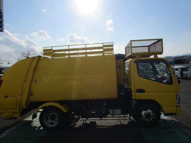 2010 Mitsubishi Fuso Canter – thumbnail 3