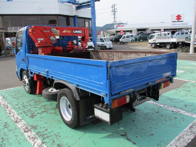 2003 Hino Dutro – thumbnail 4