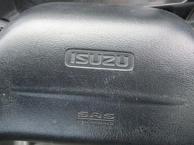 2004 Isuzu Elf – thumbnail 4