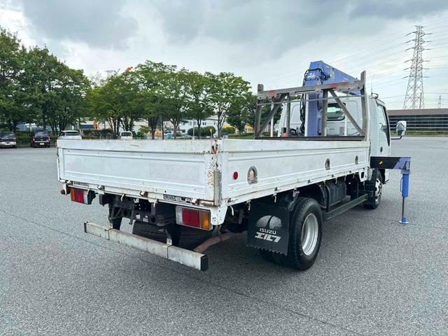 2003 Isuzu Elf – thumbnail 2