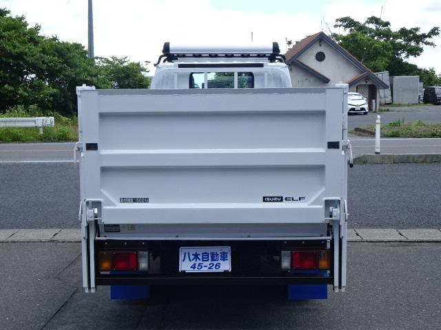 2008 Isuzu Elf – thumbnail 3