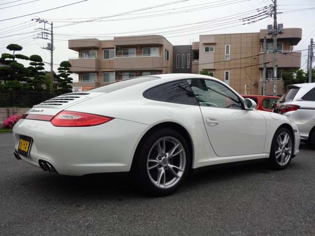 2010 Porsche 911 – thumbnail 2