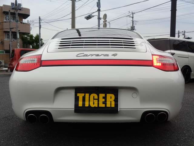 2010 Porsche 911 – thumbnail 4
