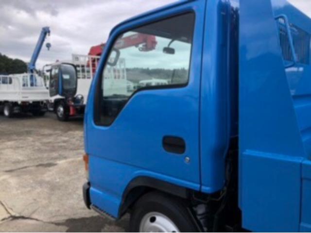 2001 Isuzu Elf – thumbnail 4