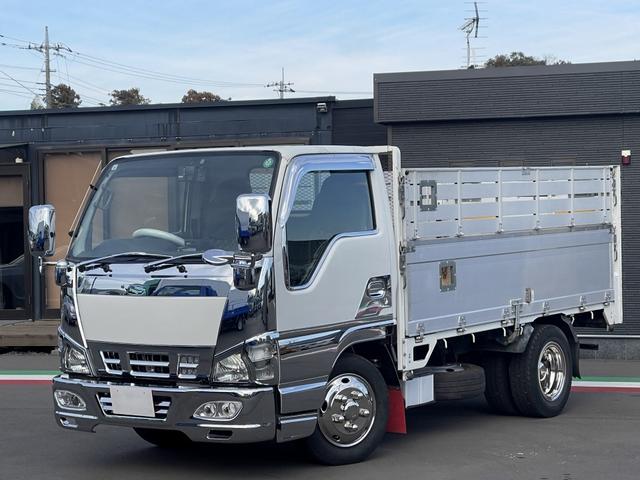 2005 Isuzu Elf – thumbnail 2