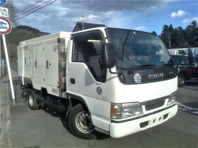 2004 Isuzu Elf – thumbnail 2