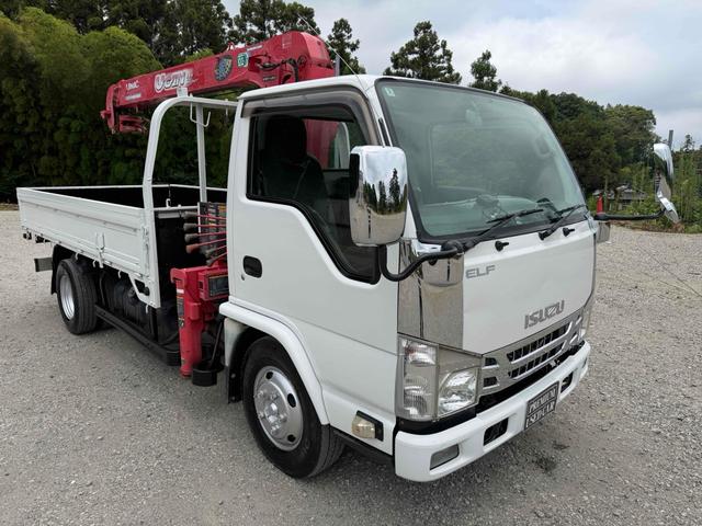 2011 Isuzu Elf – thumbnail 2