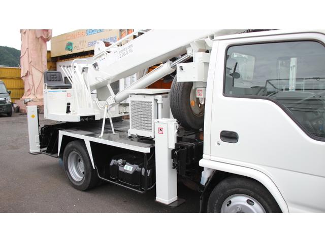 2005 Isuzu Elf – thumbnail 3