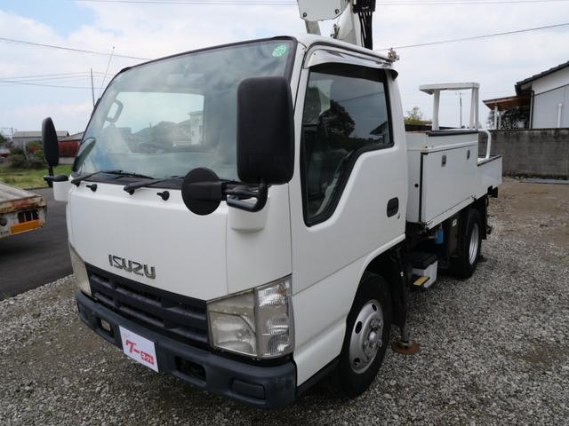 2008 Isuzu Elf – thumbnail 2