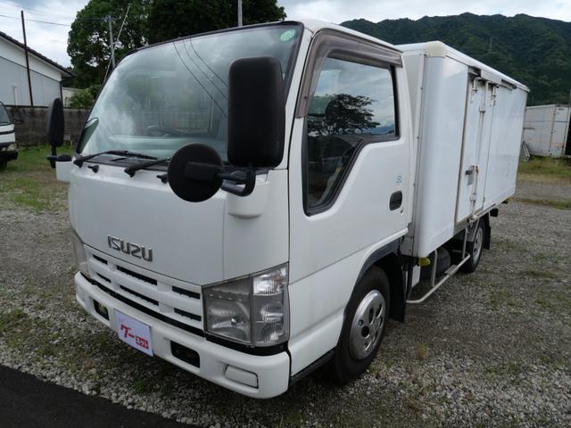 2008 Isuzu Elf – thumbnail 2