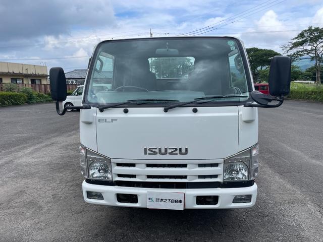 2009 Isuzu Elf – thumbnail 2