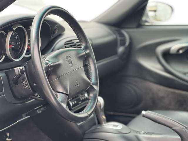 2001 Porsche 911 – thumbnail 2