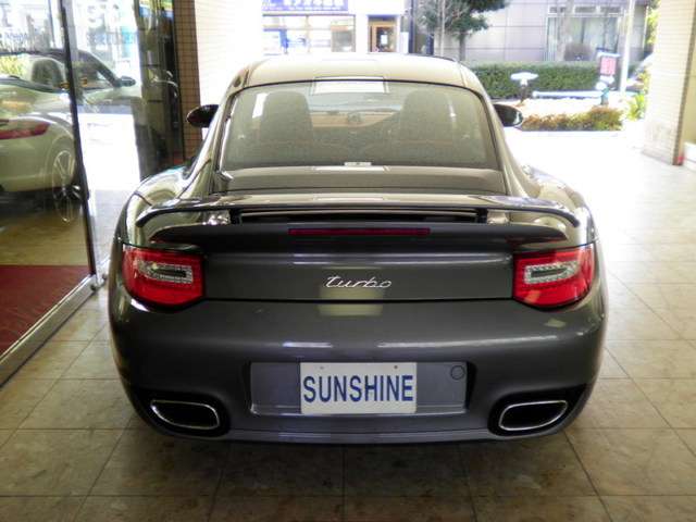 2010 Porsche 911 – thumbnail 4