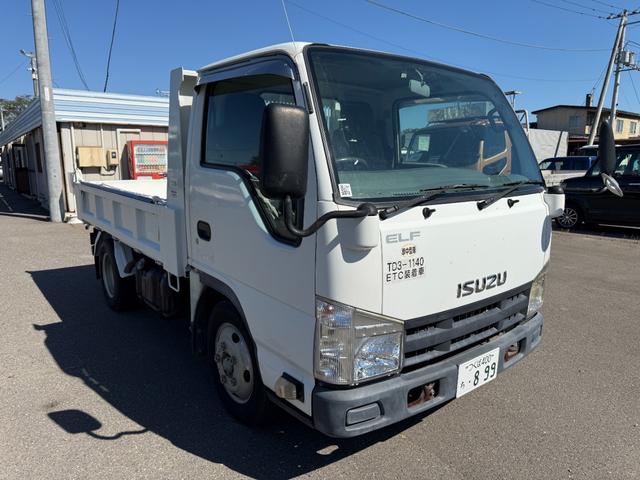 2011 Isuzu Elf – thumbnail 2