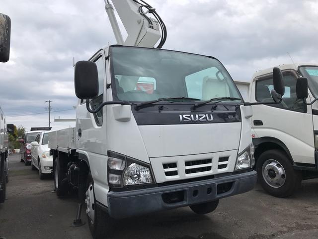 2005 Isuzu Elf