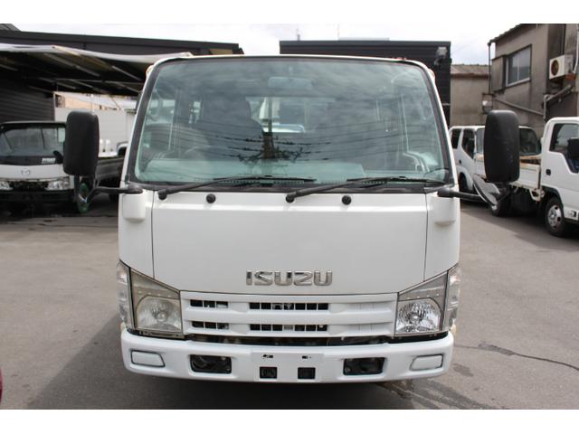 2009 Isuzu Elf – thumbnail 2