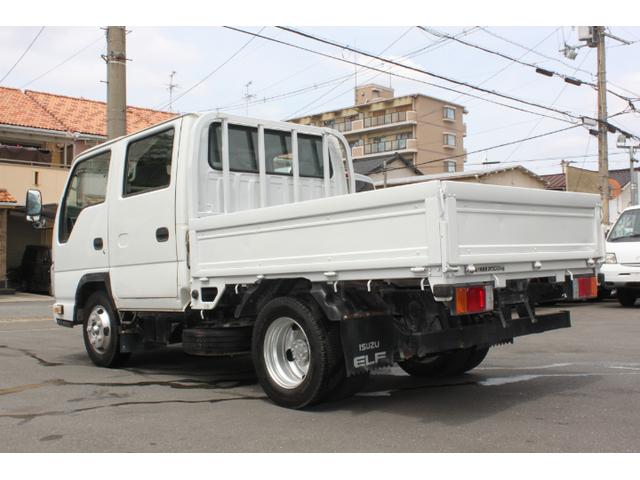 2009 Isuzu Elf – thumbnail 4