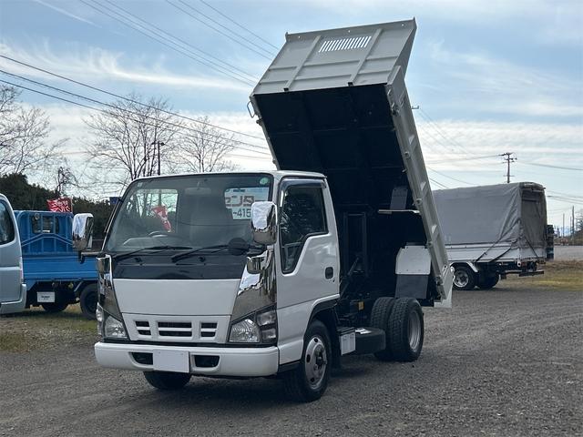 2005 Isuzu Elf – thumbnail 2