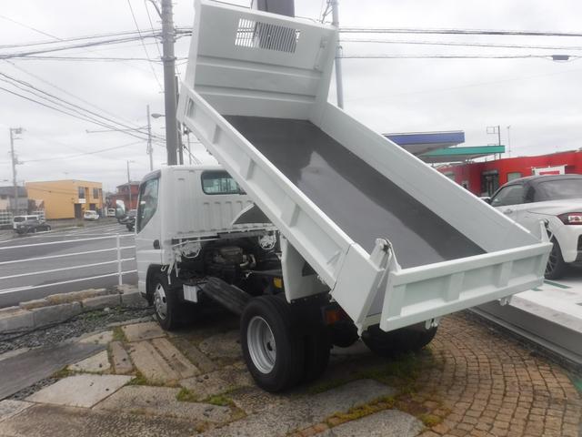 2005 Mitsubishi Fuso Canter – thumbnail 3