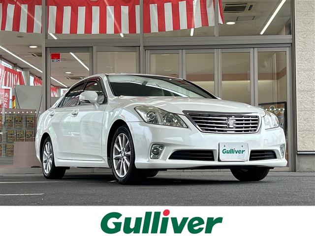 2011 Toyota Crown Royal
