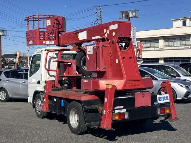 2008 Mitsubishi Fuso Canter – thumbnail 2