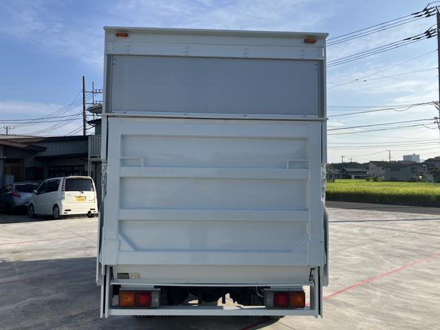 2006 Mitsubishi Fuso Canter – thumbnail 4
