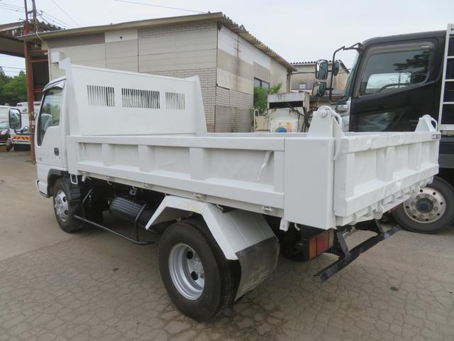 2003 Isuzu Elf – thumbnail 4