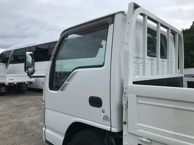 2008 Isuzu Elf – thumbnail 4
