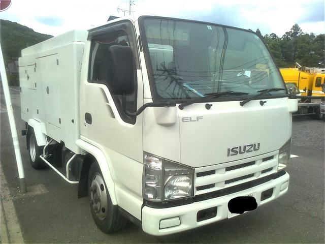2008 Isuzu Elf