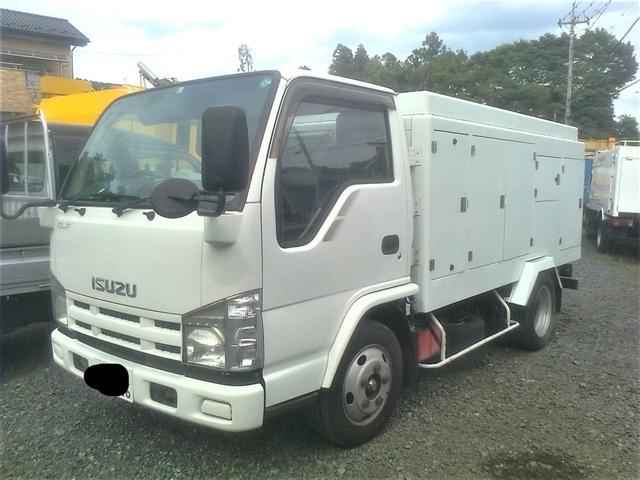 2008 Isuzu Elf – thumbnail 2